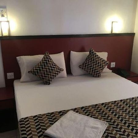 Hotel Chandrageet Porvorim Kültér fotó