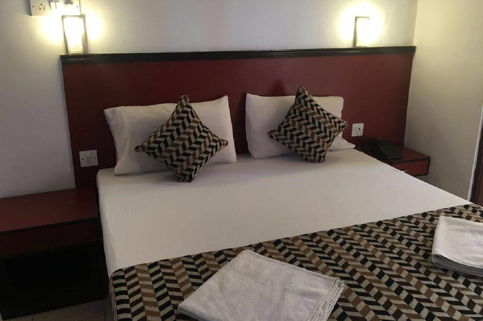 Hotel Chandrageet Porvorim Kültér fotó
